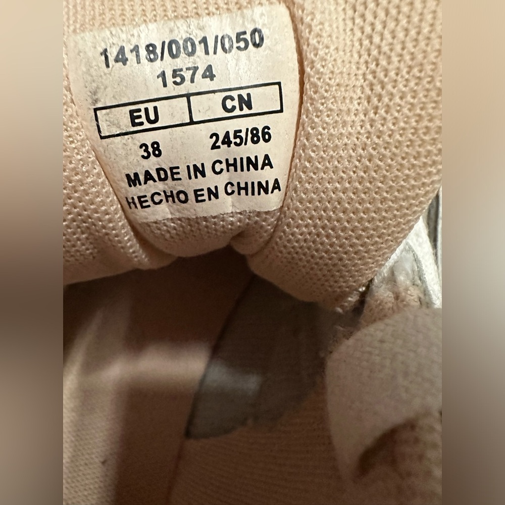 Ladies Zara Shoes - Picture 5 of 8